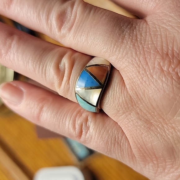 Ring - Picture 2 of 2